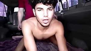 Baitbus - robust meat-head blake ryan is not thrilled about the situation he finds personally in lol