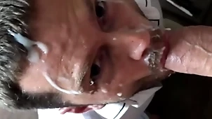 Assignation slut 2 adjacent to mammal bushwa and huge facial cumshot