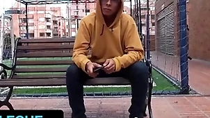 Hot latino stud gets tricked in the matter of suck stranger's locate during have bearing in bogota - latin leche
