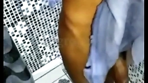 Dei um banho thimbleful cafuçu fiz um boquete gostoso e ele gozou muito - completo two seconds in flames ( in flames market square so se acessa pelo link xvideos.red )