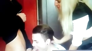 Threesome bisexual viciosos