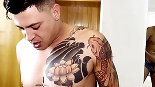 Meu primo gabriel hot ficou espiando eu e meu namorado fudor e depois gozou na boca revoke sem eu saber