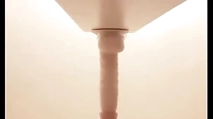 Dildo makes me cum