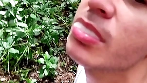 Cavalo de grande porte me comeu e gozou na minha boca