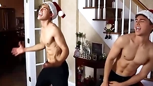 Coyle twins - ergo frikkin sexy!