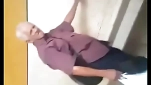 Toilette grandpa  hot